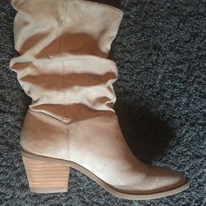 Brand new AEO suede boots